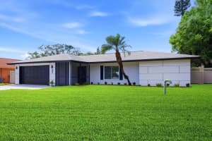2324 Riverwood Pines Dr, SARASOTA
