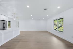 2324 RIVERWOOD PINES DRIVE, SARASOTA, FL 34231 - MLS#MFRN6143475