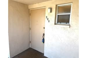 102 CAPRI ISLES BOULEVARD, VENICE, FL 34292 - MLS#MFRN6143531