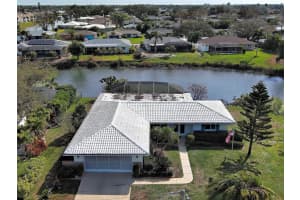 1355 CAMBRIDGE DRIVE, VENICE, FL 34293 - MLS#MFRN6143537