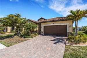 20560 TRATTORIA LOOP, VENICE, FL 34293 - MLS#MFRN6143639