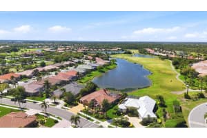 3323 LAKEVIEW LANE, NORTH PORT, FL 34287 - MLS#MFRN6143650