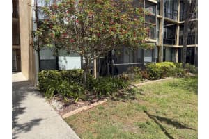 618 BIRD BAY DRIVE, VENICE, FL 34285 - MLS#MFRN6143718