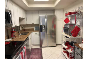 618 BIRD BAY DRIVE, VENICE, FL 34285 - MLS#MFRN6143718