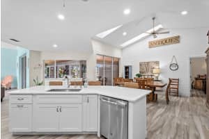 550 SILK OAK DRIVE, VENICE, FL 34293 - MLS#MFRN6143755