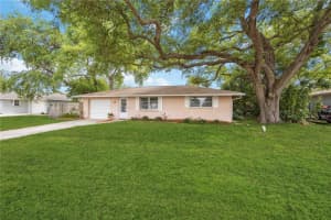 131 DARTMOUTH ROAD, VENICE, FL 34293 - MLS#MFRN6143797