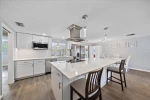 5032 LINDA STREET, VENICE, FL 34293 - MLS#MFRN6143824