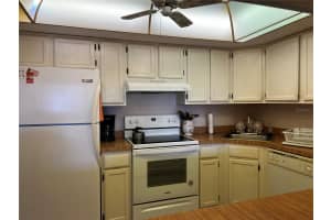 1211 CAPRI ISLES BOULEVARD, VENICE, FL 34292 - MLS#MFRN6143856