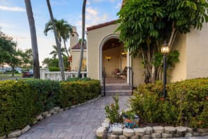 521 HARBOR DRIVE, VENICE, FL 34285 - MLS#MFRN6143912