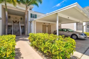 811 MONTROSE DRIVE, VENICE, FL 34293 - MLS#MFRN6143916