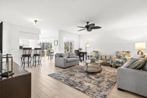 811 MONTROSE DRIVE, VENICE, FL 34293 - MLS#MFRN6143916