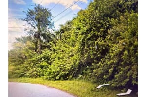 BARTIGON AVE, NORTH PORT, FL 34286 - MLS#MFRN6143970