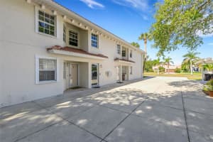 528 VENICE AVENUE, VENICE, FL 34285 - MLS#MFRN6143972