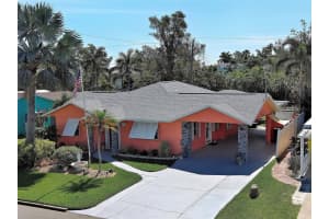 4527 103rd St W, BRADENTON