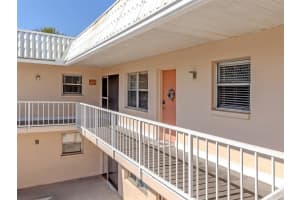 400 Base Ave E #227, VENICE