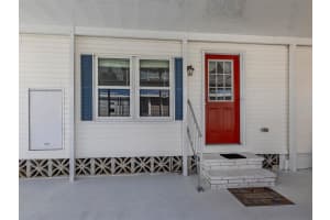 98 LAKEVIEW DRIVE, NORTH PORT, FL 34287 - MLS#MFRN6144056