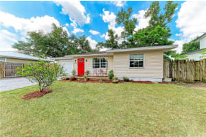 2458 WALDEMERE STREET, SARASOTA, FL 34239 - MLS#MFRN6144122