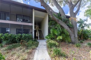 646 Bird Bay Dr E #207, VENICE
