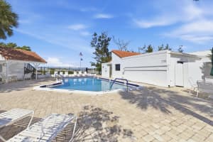 1585 TARPON CENTER DRIVE, VENICE, FL 34285 - MLS#MFRN6144247