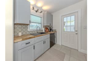 929 CYPRESS AVENUE, VENICE, FL 34285 - MLS#MFRN6144259