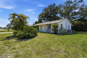 1240 VENICE BOULEVARD, VENICE, FL 34293 - MLS#MFRN6144298