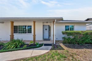 532 CENTER ROAD, VENICE, FL 34285 - MLS#MFRN6144319
