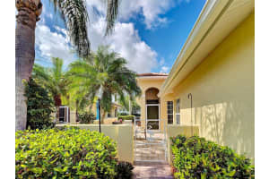 249 VISTA DEL LAGO WAY, VENICE, FL 34292 - MLS#MFRN6144379