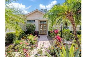 417 WELLINGTON COURT, VENICE, FL 34292 - MLS#MFRN6144393
