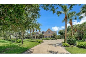 756 VANDERBILT DRIVE, NOKOMIS, FL 34275 - MLS#MFRN6144403