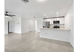 12168 GROSSPOINT AVENUE, PORT CHARLOTTE, FL 33981 - MLS#MFRN6144485