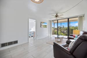618 BIRD BAY DRIVE, VENICE, FL 34285 - MLS#MFRN6144486