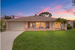 320 San Rafael Ave, NORTH PORT 320 San Rafael Ave, NORTH PORT