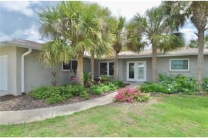 2321 SANDLEWOOD DRIVE, VENICE, FL 34293 - MLS#MFRN6144544