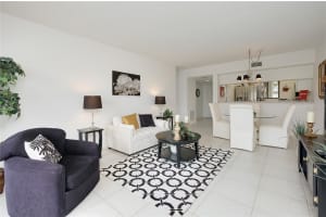1186 BIRD BAY WAY, VENICE, FL 34285 - MLS#MFRN6144553