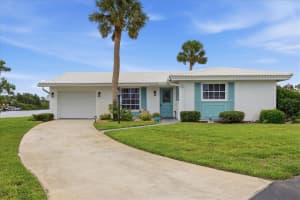 24 OAKWOOD DRIVE, ENGLEWOOD, FL 34223 - MLS#MFRN6144584