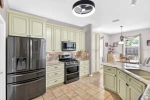 5425 MATTHEW COURT, SARASOTA, FL 34231 - MLS#MFRN6144628