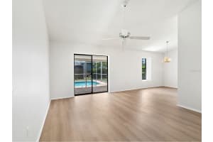 7517 38TH STREET CIRCLE, SARASOTA, FL 34243 - MLS#MFRN6144631