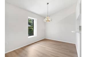 7517 38TH STREET CIRCLE, SARASOTA, FL 34243 - MLS#MFRN6144631
