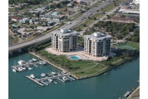 501 Causeway N, New Smyrna Beach, FL 32169, Sold 08/04/15