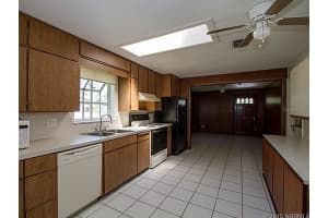 200 Castile St, New Smyrna Beach, FL 32169, Sold 02/09/16