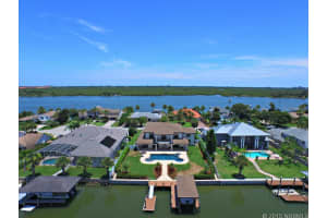 1212 Commodore Dr, New Smyrna Beach, FL 32168, Sold 11/16/15