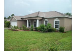 302 Mariners Gate Dr, Edgewater, FL 32141, Sold 10/07/15