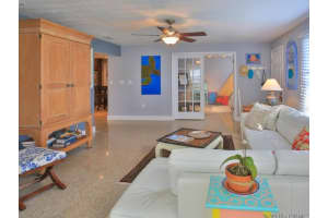 202 Saludo St, New Smyrna Beach, FL 32169, Sold 12/08/15