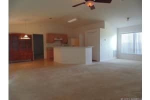 19 Silver Cir, Edgewater, FL 32141, Sold 03/15/16