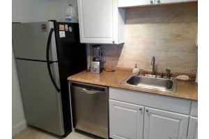 2800 N Atlantic Ave, Daytona Beach, FL 32118, Sold 04/28/16