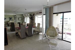 4501 S Atlantic Ave, New Smyrna Beach, FL 32169, Sold 11/11/16