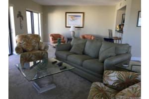 5207 S Atlantic Ave, New Smyrna Beach, FL 32169, Sold 02/28/18