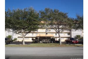 315 Causeway N, New Smyrna Beach, FL 32169, Sold 08/15/16
