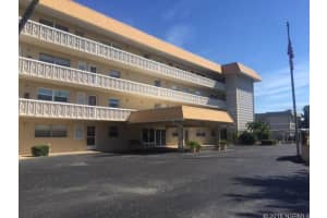 315 Causeway N, New Smyrna Beach, FL 32169, Sold 06/30/16