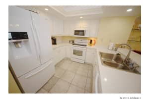 5207 S Atlantic Ave, New Smyrna Beach, FL 32169, Sold 09/21/16